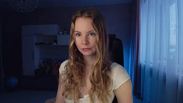 Snapshot of Cuddle_Cat chatting on January 11, 6:20 am Cuddle Cat online show from January 11, 6:20 am