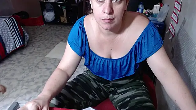 Barbiegomez online show from March 31, 5:59 pm