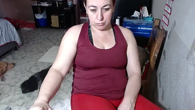 Barbiegomez online show from April 16, 6:41 pm