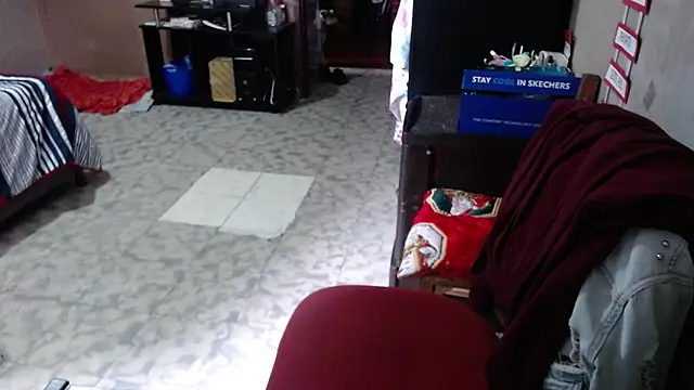 Barbiegomez online show from April 7, 4:53 pm