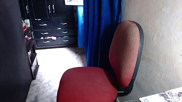 Barbiegomez online show from October 8, 5:57 pm