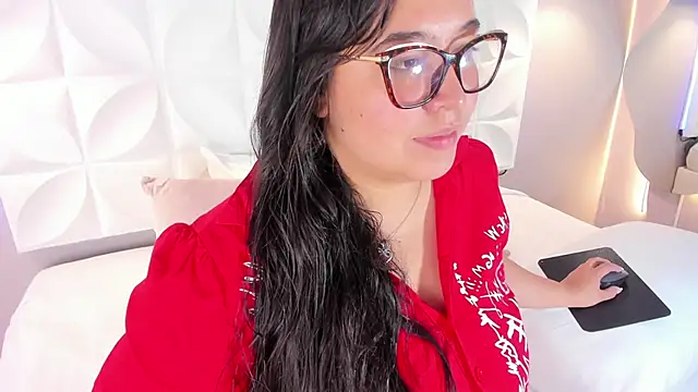 Snapshot of Dulce_26_ chatting on February 12, 5:05 pm Dulce 26 online show from February 12, 5:05 pm