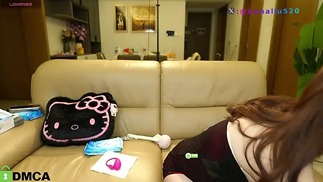 Luna520 online show from December 18, 12:31 pm