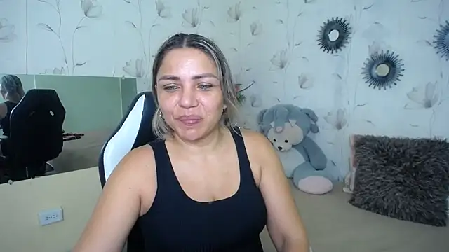 cum bigass online show from December 21, 11:56 am