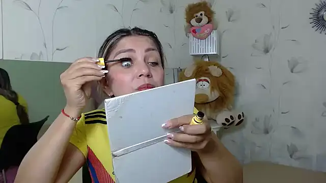 Snapshot of cum_bigass chatting on March 20, 12:11 pm cum bigass online show from March 20, 12:11 pm