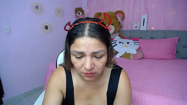 Snapshot of cum_bigass chatting on October 31, 11:51 am cum bigass online show from October 31, 11:51 am