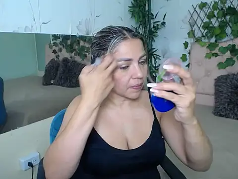 cum bigass online show from April 13, 12:31 pm