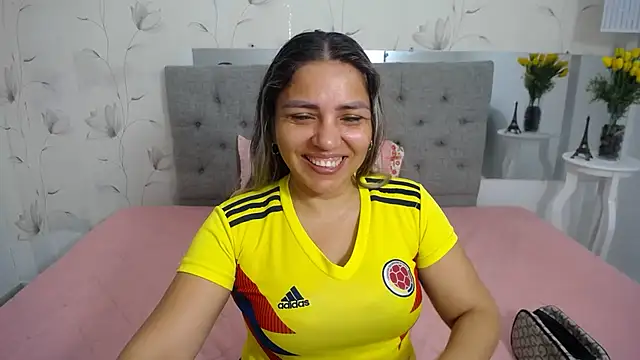 Snapshot of cum_bigass chatting on June 23, 12:47 pm cum bigass online show from June 23, 12:47 pm