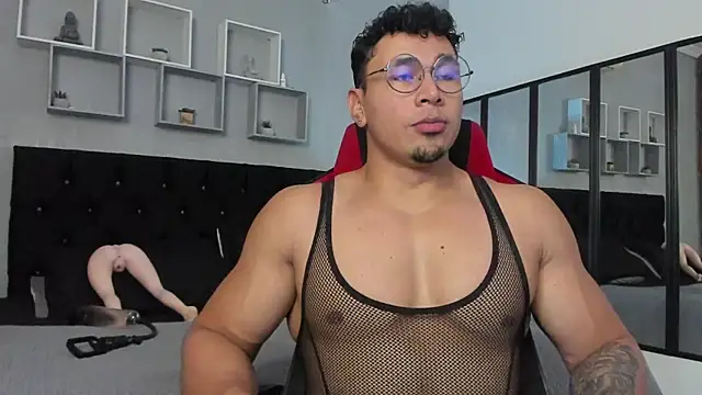 tyler hank01 online show from October 21, 6:07 pm