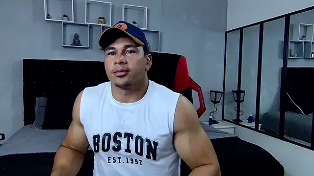 tyler hank01 online show from February 1, 1:02 am