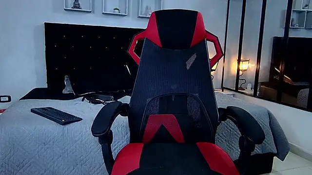 tyler hank01 online show from March 13, 4:45 pm