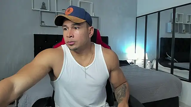 tyler hank01 online show from October 10, 8:53 pm