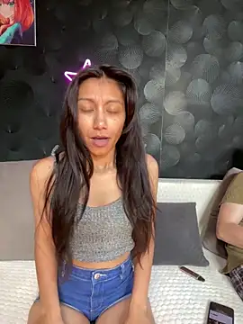 Kiscsillagg online show from May 21, 1:52 pm