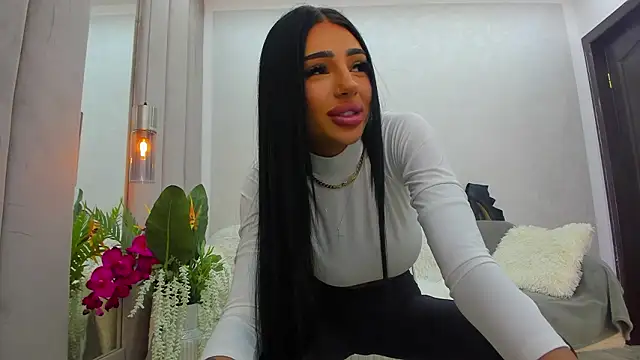 Britney Charm  online show from March 22, 7:10 am