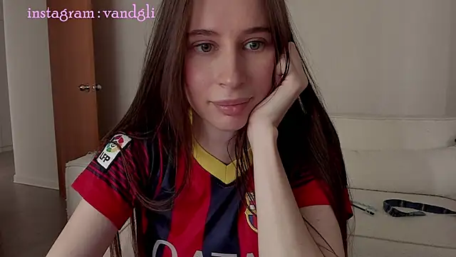 naughtyt online show from June 21, 8:53 am