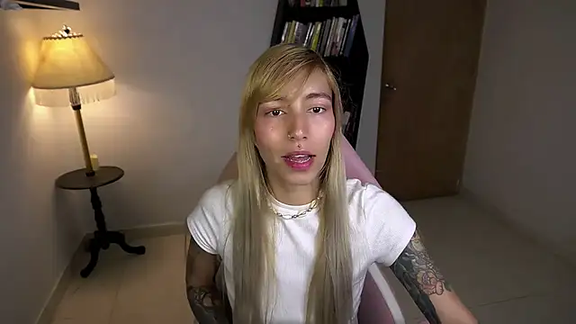 Saucy Jenn online show from March 15, 11:23 pm