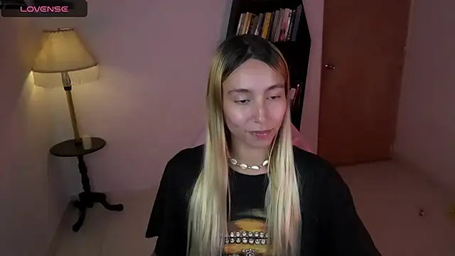 Saucy Jenn online show from January 15, 3:32 am