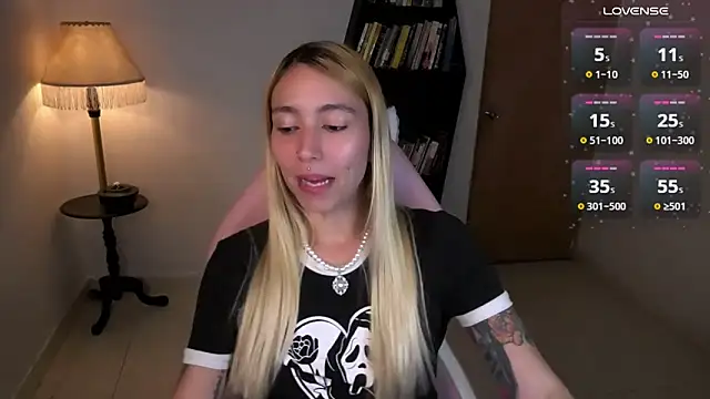 Saucy Jenn online show from November 29, 2:23 am