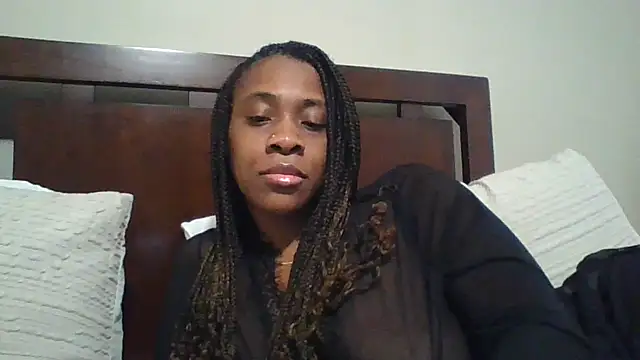 MsJuicy online show from December 21, 1:24 pm