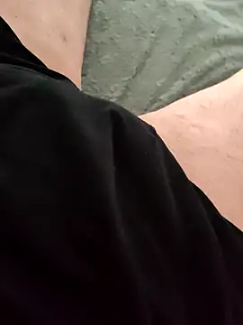 Snapshot of sile2000nou chatting on October 18, 7:21 am sile2000nou online show from October 18, 7:21 am