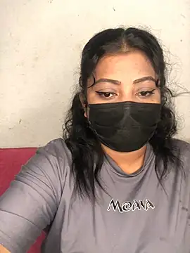  Cute ariana  online show from January 11, 7:10 pm