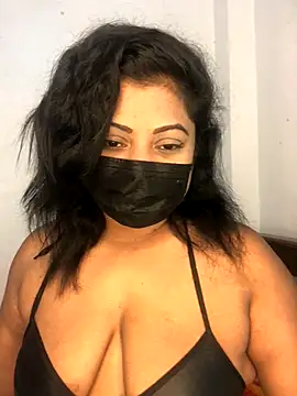  Cute ariana  online show from December 17, 7:13 am