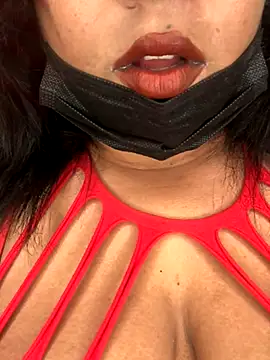  Cute ariana  online show from November 30, 6:41 pm