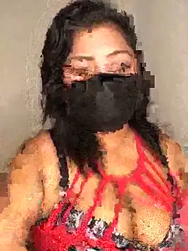  Cute ariana  online show from November 10, 6:13 pm