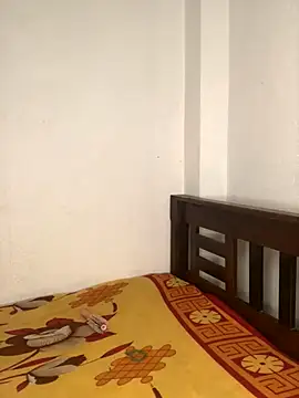  Cute ariana  online show from November 15, 7:18 pm