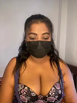  Cute ariana  online show from February 15, 7:42 am