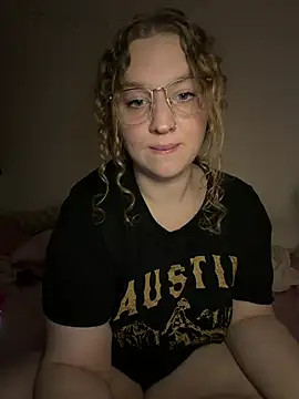 EmmieRae online show from February 28, 2:44 am