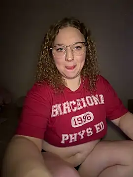 EmmieRae online show from March 22, 4:49 am