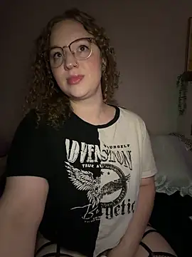 Snapshot of EmmieRae chatting on November 4, 12:31 pm EmmieRae online show from November 4, 12:31 pm