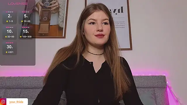 Snapshot of alwaysfrida chatting on January 9, 5:43 pm alwaysfrida online show from January 9, 5:43 pm