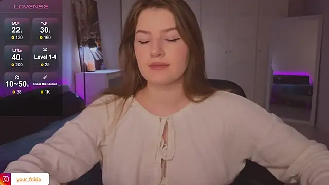 alwaysfrida online show from November 11, 1:39 pm