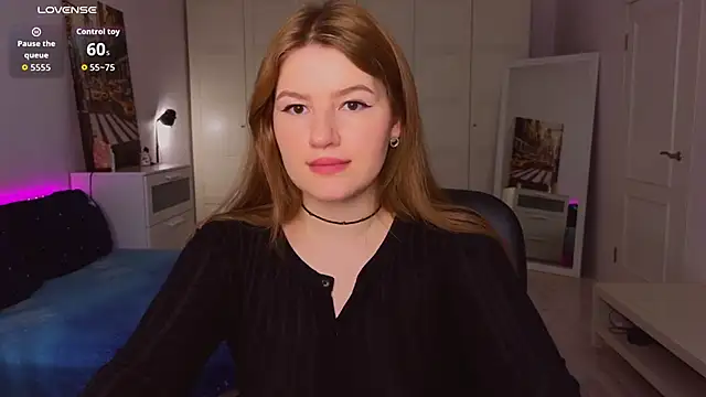 alwaysfrida online show from April 30, 1:29 pm