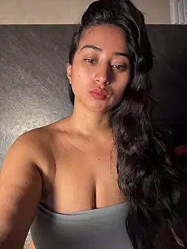 Valentinne z online show from May 15, 10:35 am