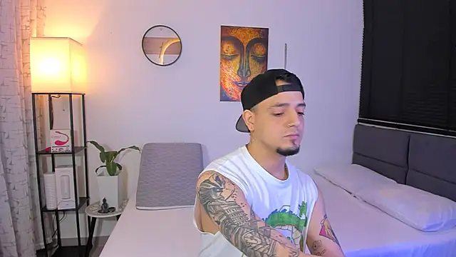 alejandro calderon1 online show from May 31, 4:29 am