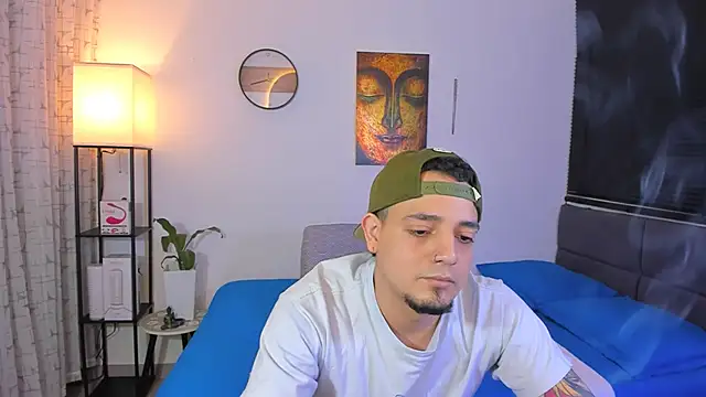 alejandro calderon1 online show from May 14, 2:19 am
