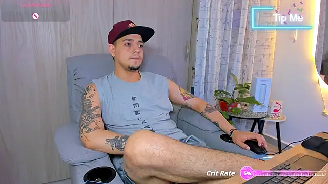 alejandro calderon1 online show from September 16, 1:17 am