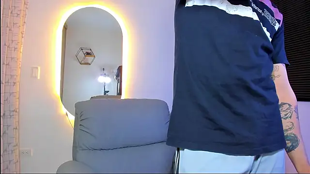 alejandro calderon1 online show from January 17, 3:32 am