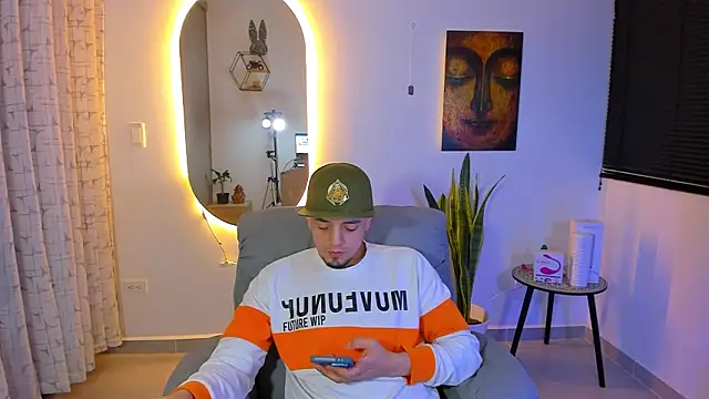 alejandro calderon1 online show from March 15, 5:25 am