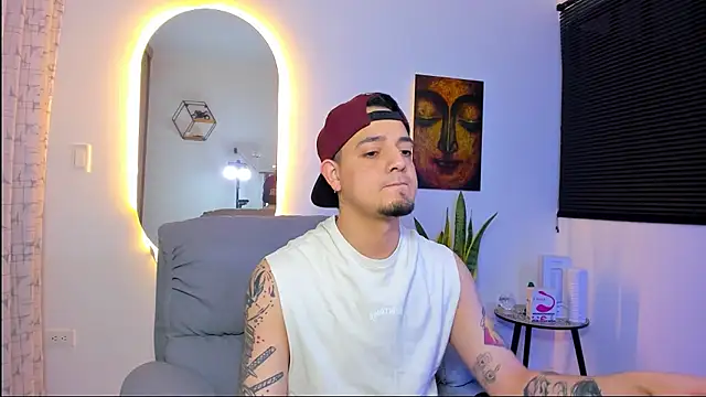 alejandro calderon1 online show from January 15, 2:48 am