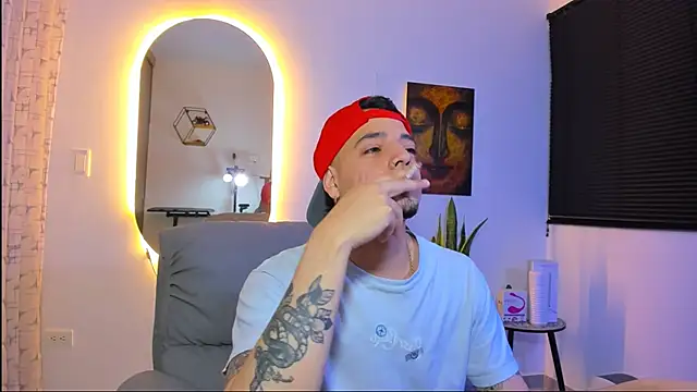 alejandro calderon1 online show from March 3, 6:31 am