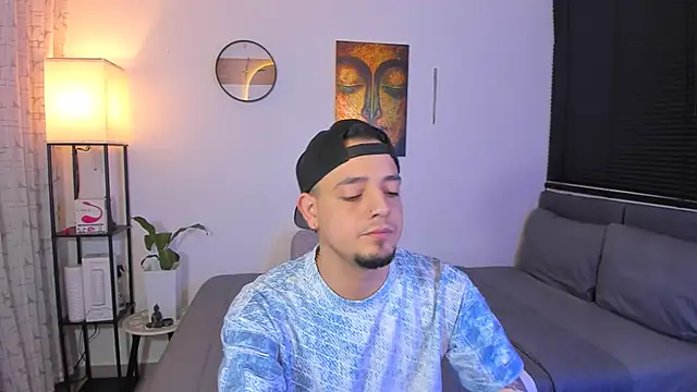 alejandro calderon1 online show from May 28, 5:48 am