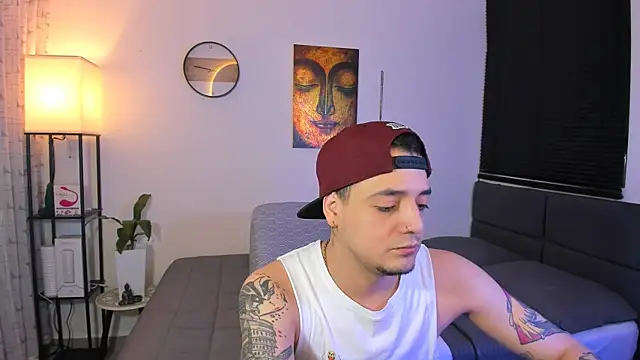 alejandro calderon1 online show from July 9, 4:13 am