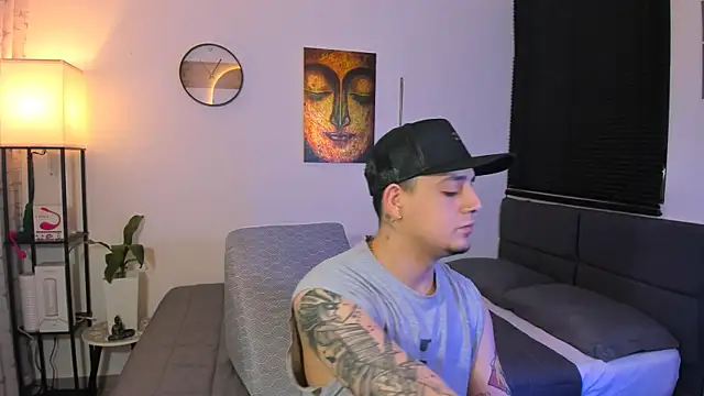 alejandro calderon1 online show from July 10, 4:56 am