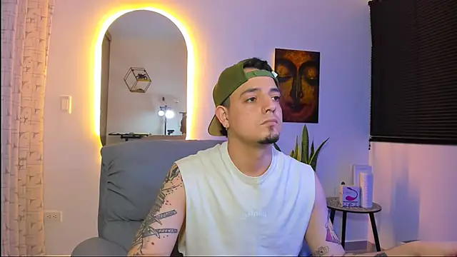 alejandro calderon1 online show from February 24, 2:45 am