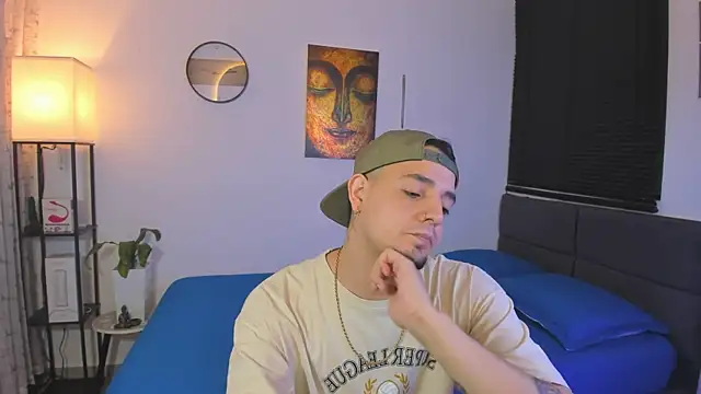 alejandro calderon1 online show from July 25, 3:47 am