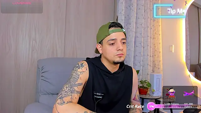 alejandro calderon1 online show from September 22, 4:18 am